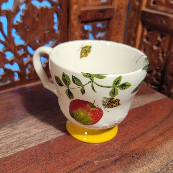 NWT Anthropologie Nathalie Lete Marais YellowOchre Butterfly Apple Stoneware Mug - Picture 1 of 8